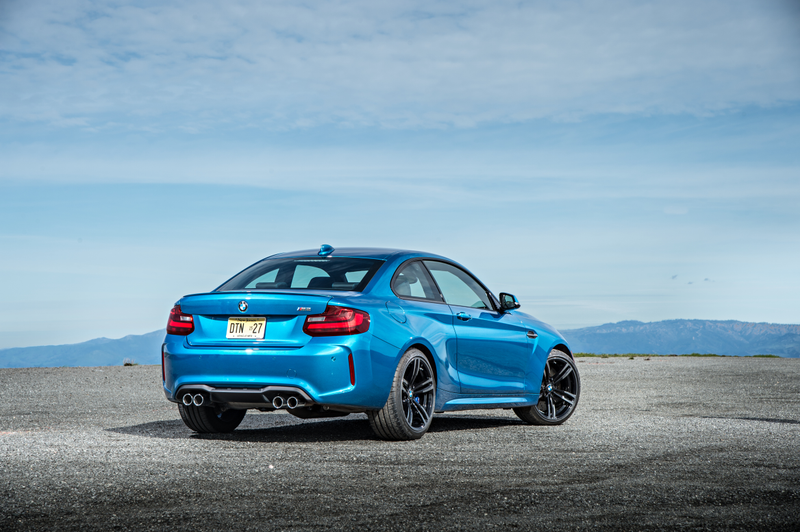 Illustration for article titled The 2016 BMW M2 Is BMW's Middle Finger To Everyone Who Says They Got Soft